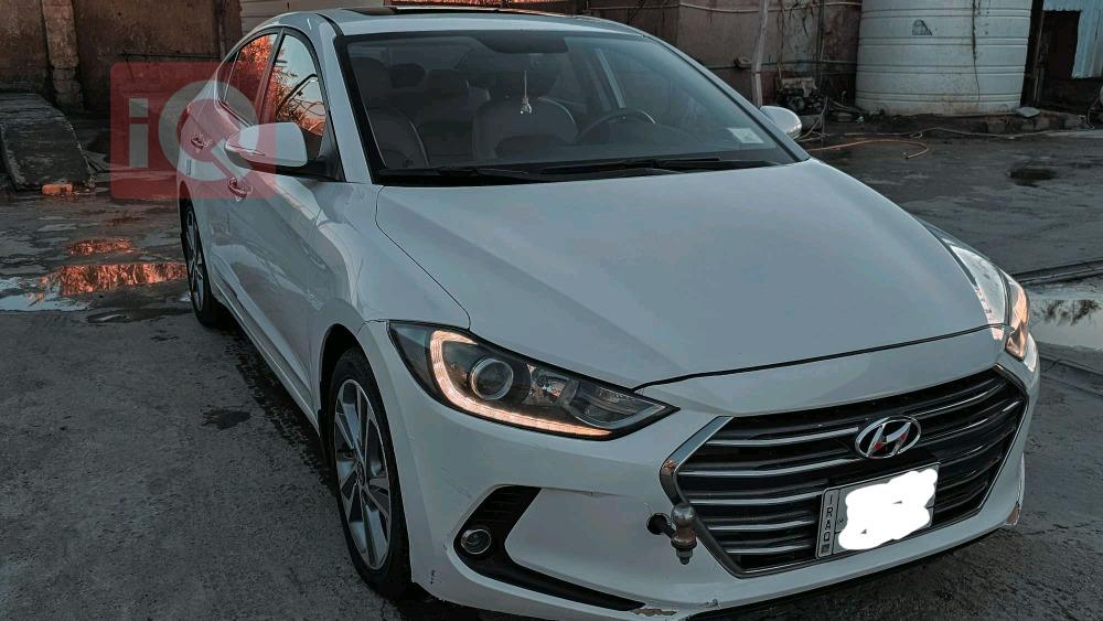 هیوندای ئەلەنترا